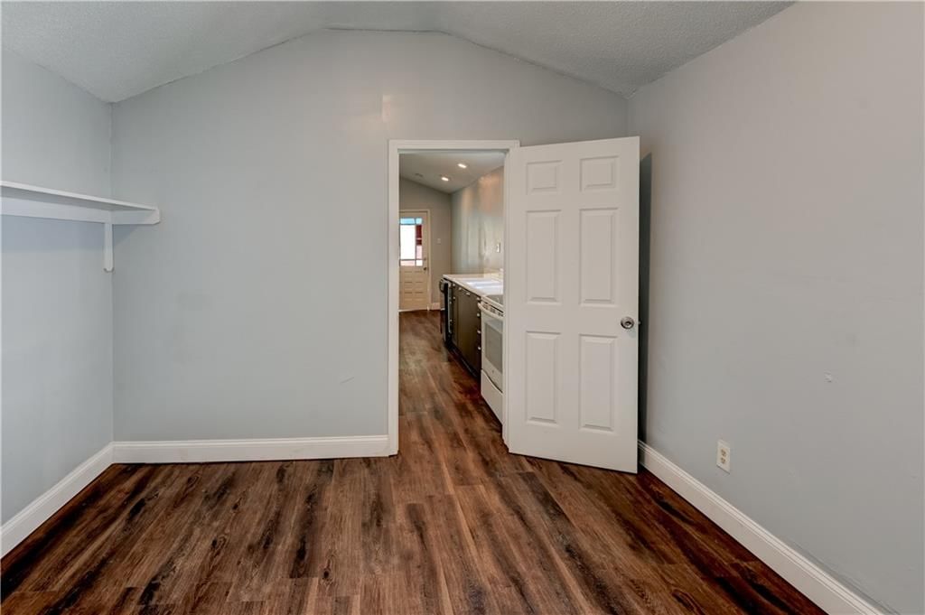 304 N JUNE Street — photo 27