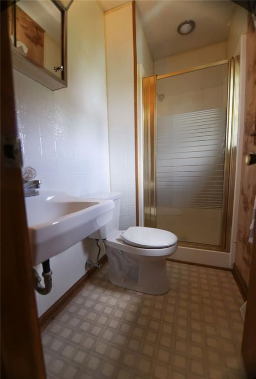 5168 Douglas Avenue — photo 15