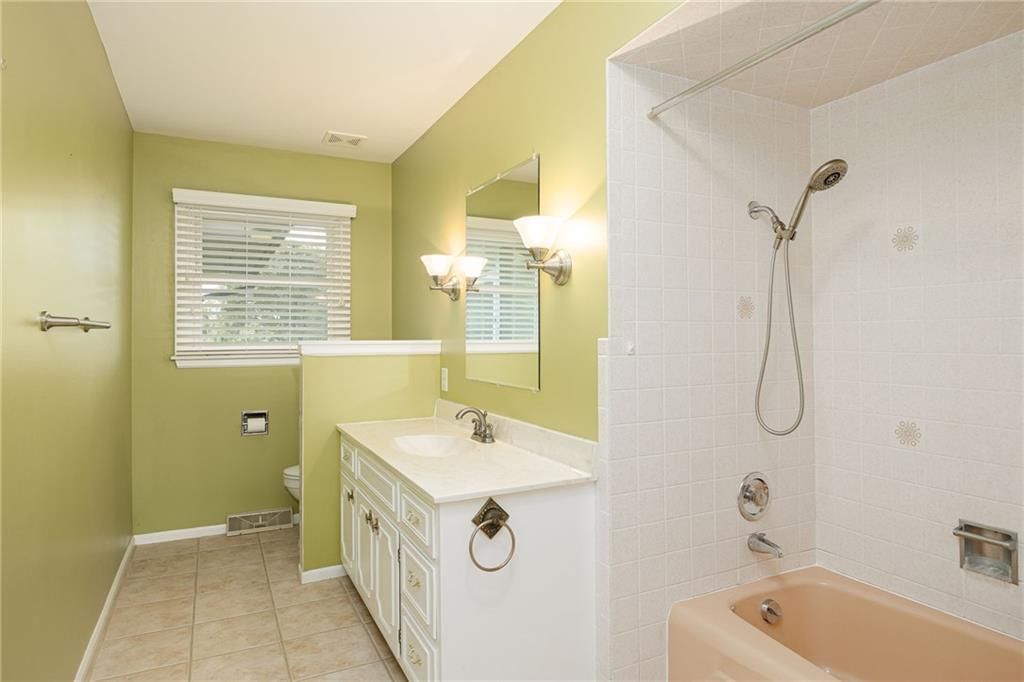 7128 Lundeen Drive — photo 16