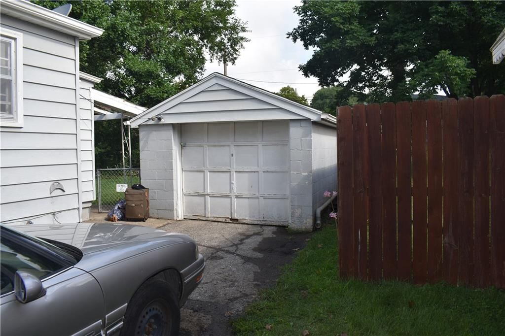 3425 Sacramento Street — photo 3