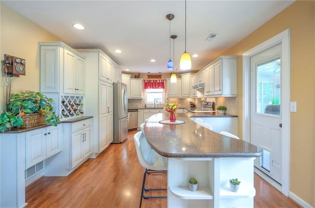 2108 E Sleepy Hollow Drive — photo 21