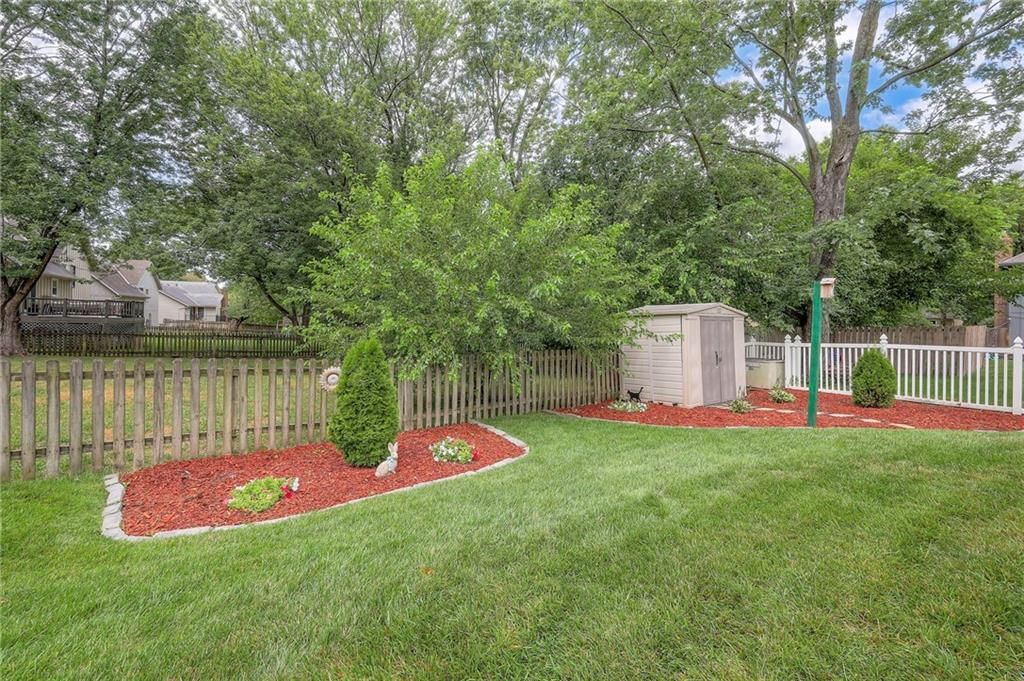 2108 E Sleepy Hollow Drive — photo 6