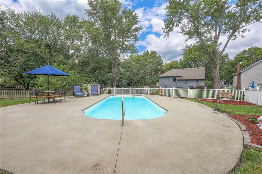2108 E Sleepy Hollow Drive — photo 10