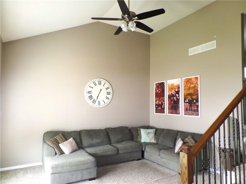 740 Olive Street — photo 2