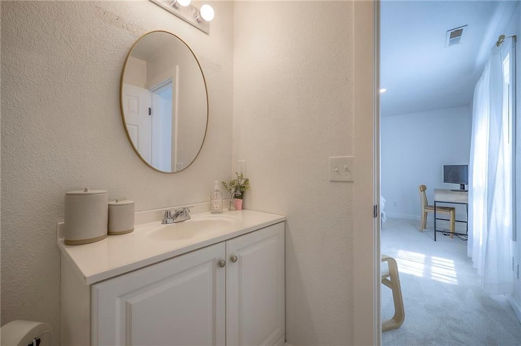 3107 W 9th Street — photo 12