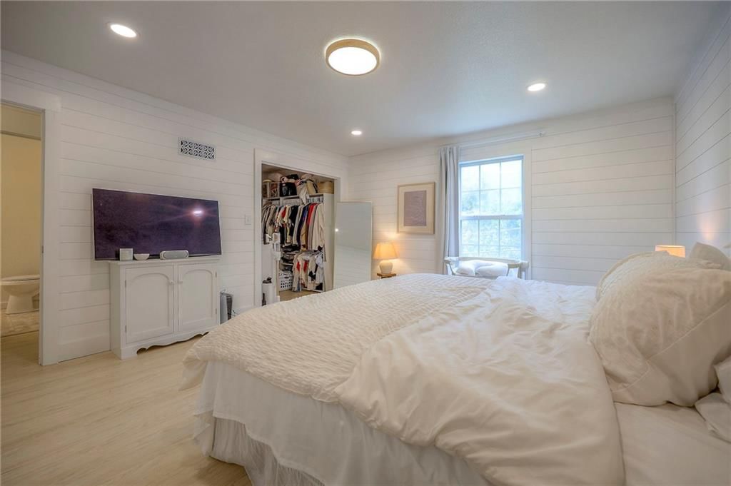 3107 W 9th Street — photo 32