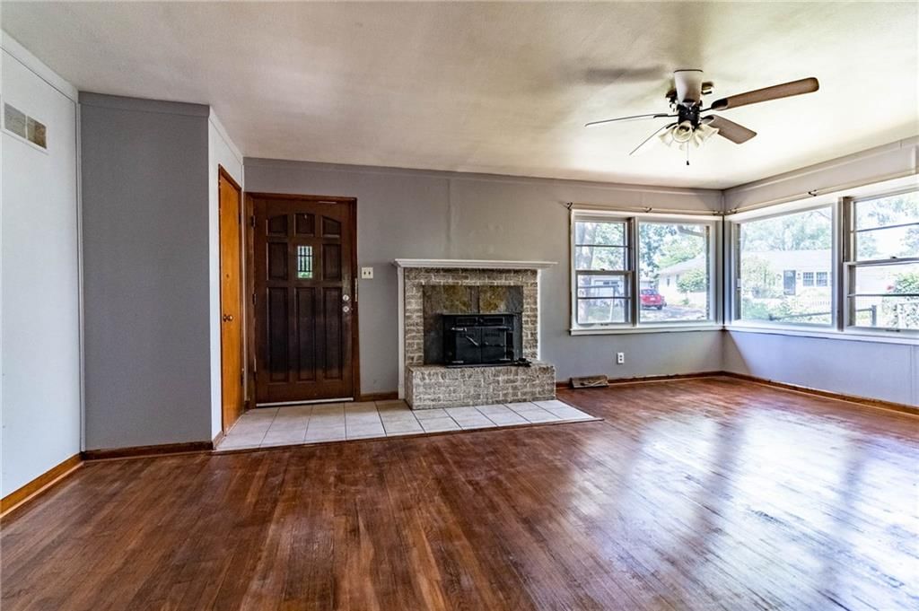 613 Hillcrest Drive — photo 8