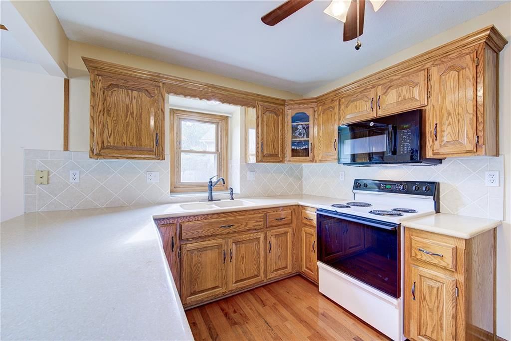 1702 Flintrock Street — photo 8