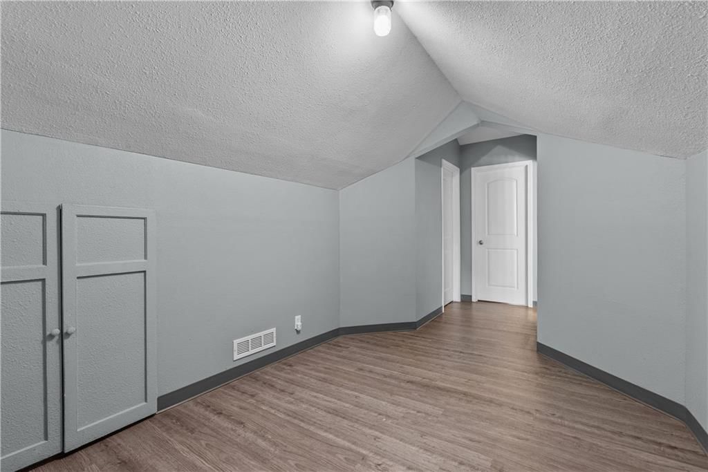 5116 Tracy Avenue — photo 17
