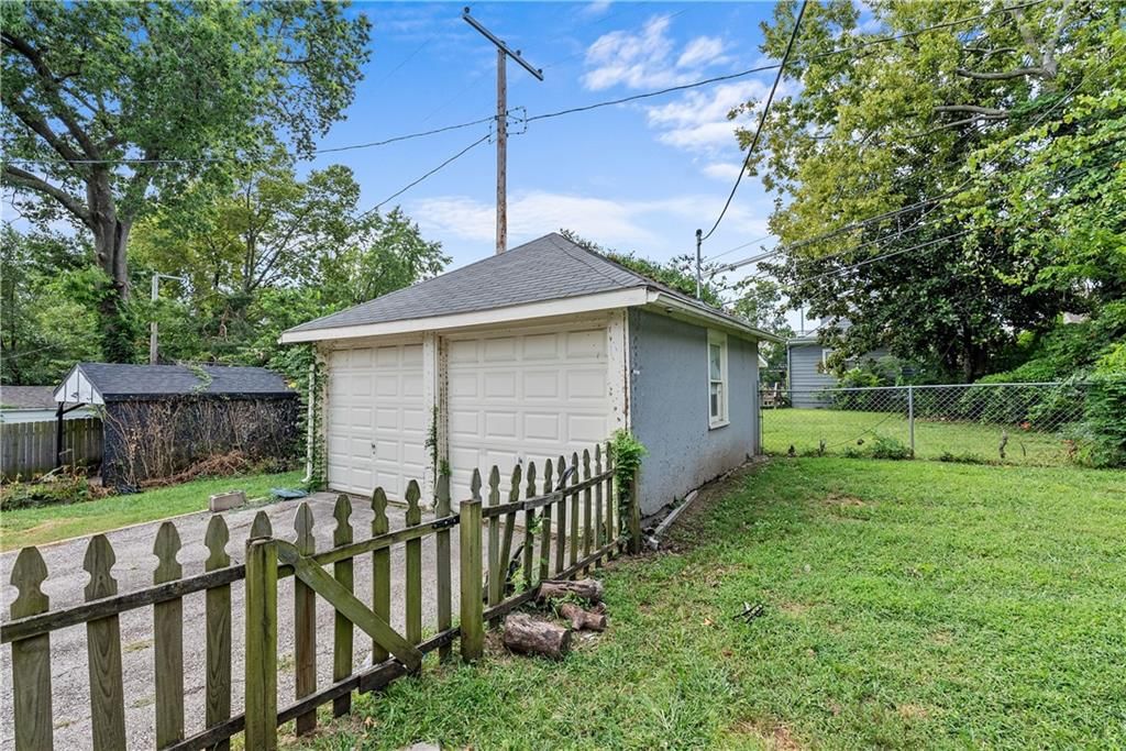 5116 Tracy Avenue — photo 20