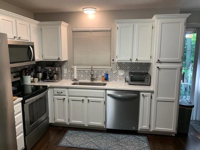 5662 NW Plantation Drive — photo 9