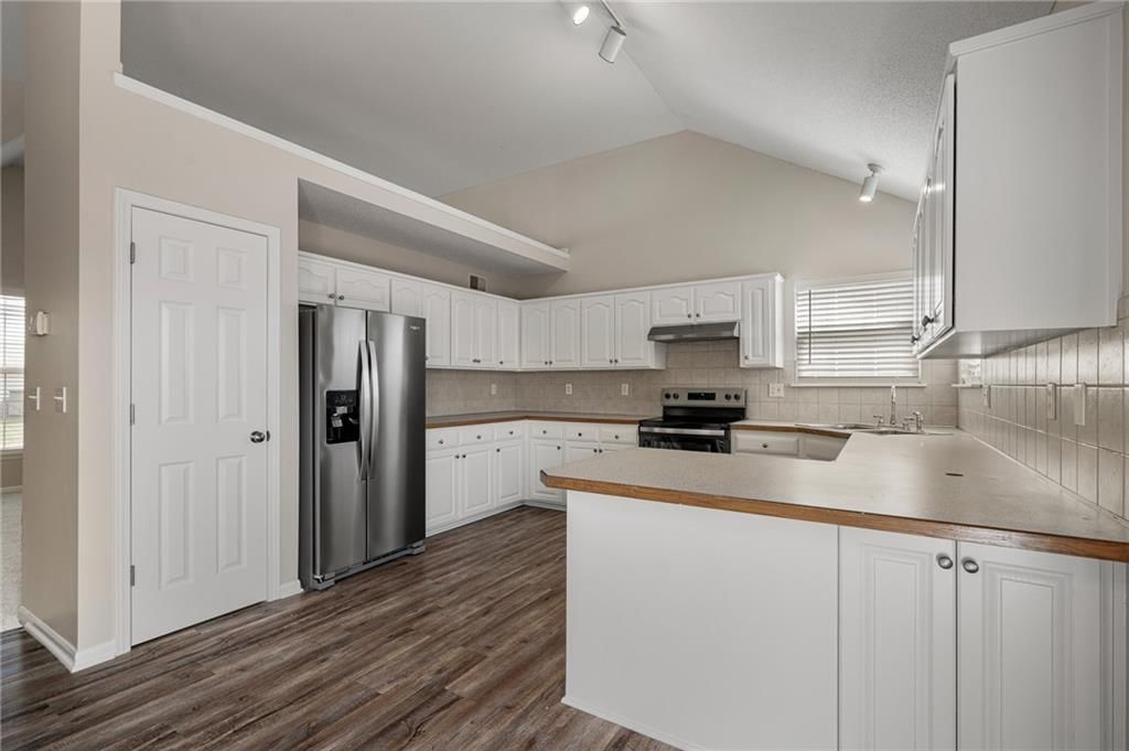 682 S Sumac Street — photo 12