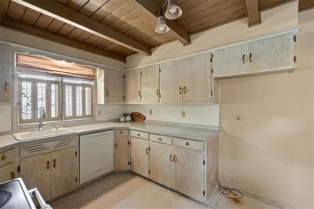 5615 W 78th Terrace — photo 14