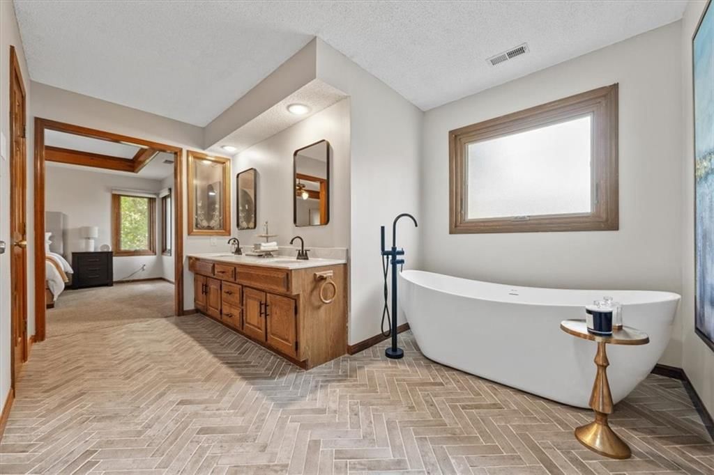 8421 Hawthorne Place — photo 26