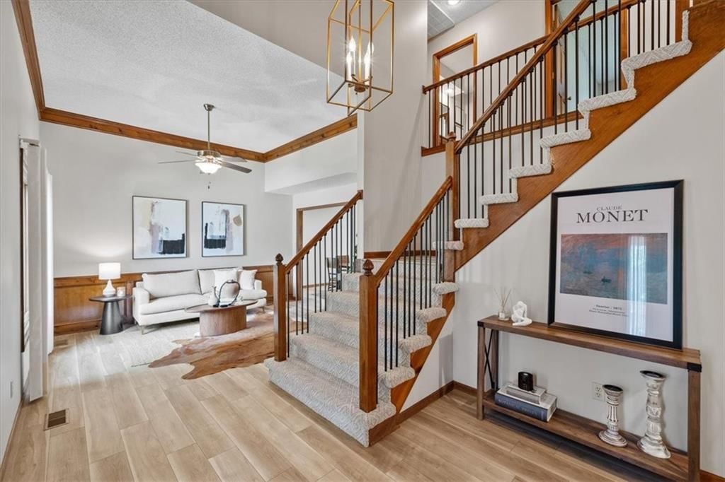 8421 Hawthorne Place — photo 4