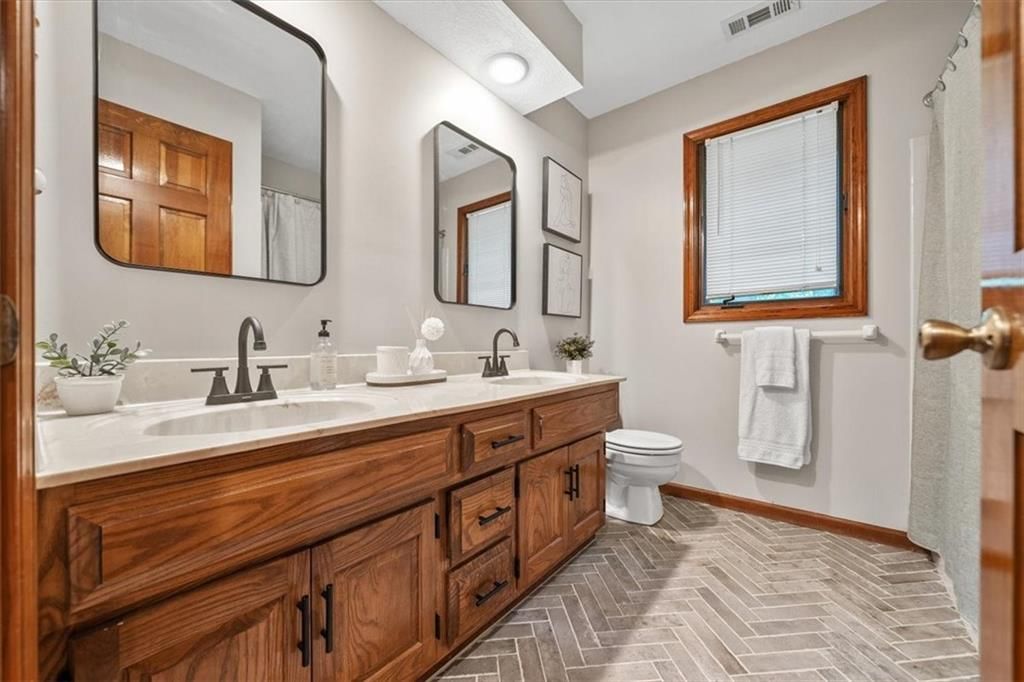 8421 Hawthorne Place — photo 31