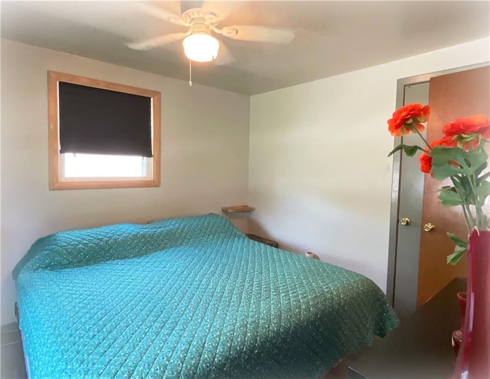 1715 Klemp Street — photo 9