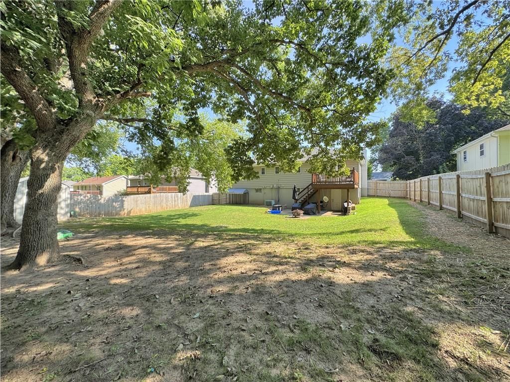 114 Town Court Circle — photo 27