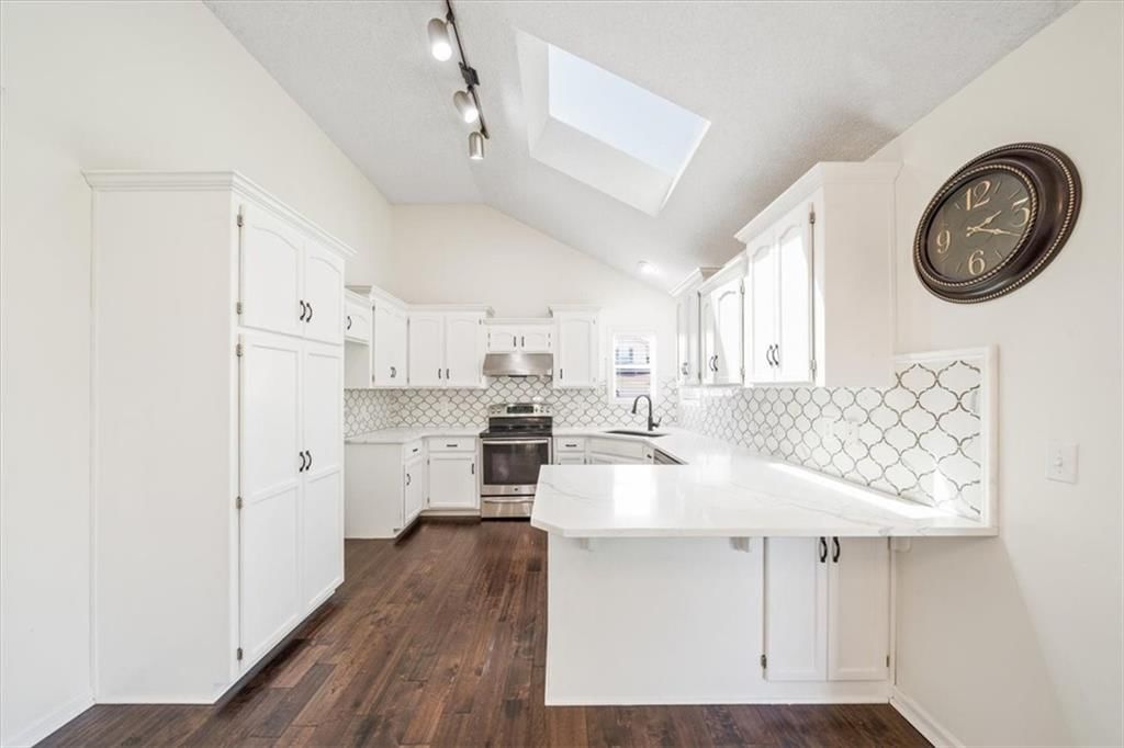10508 NW 85th Terrace — photo 10