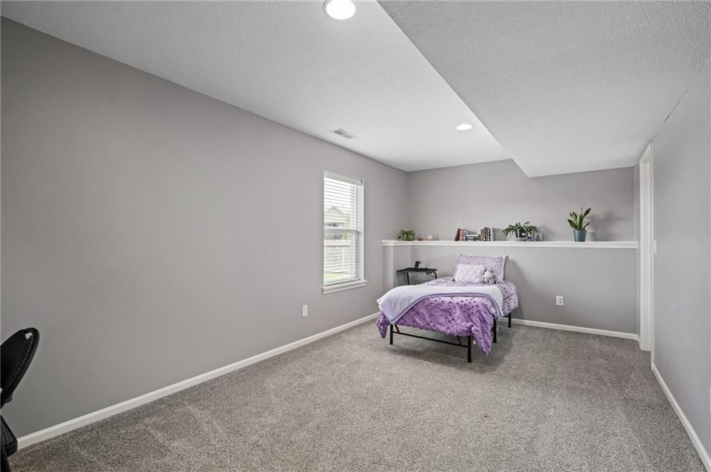 11334 Kimball Avenue — photo 36