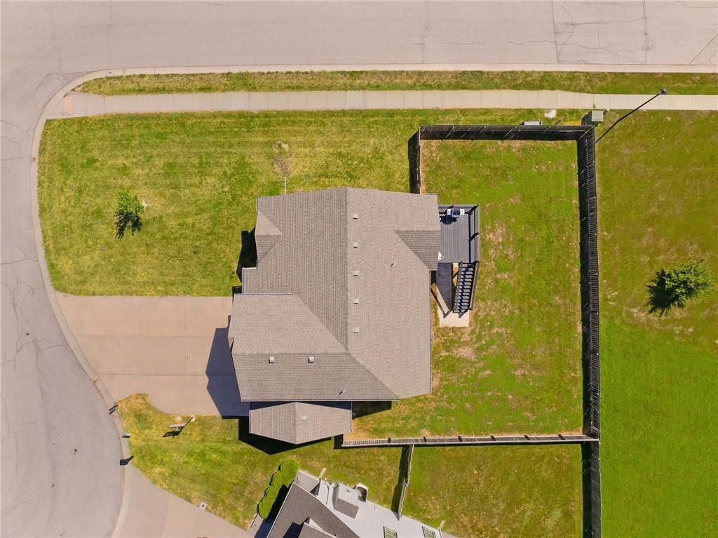 11334 Kimball Avenue — photo 50