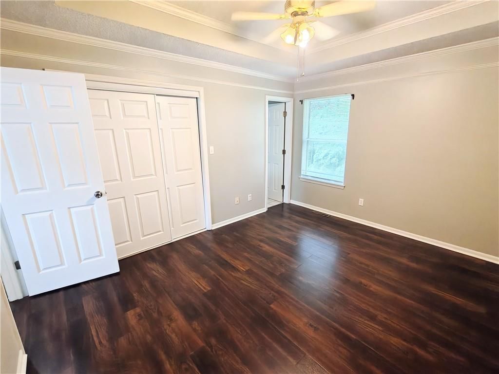 1916 Red Oak Lane — photo 17