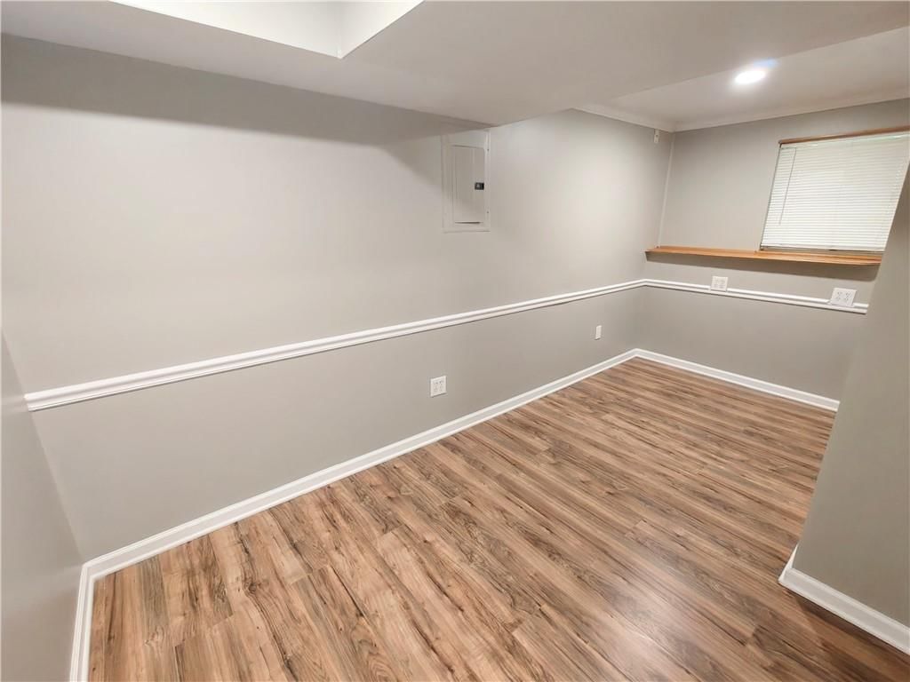 1916 Red Oak Lane — photo 22