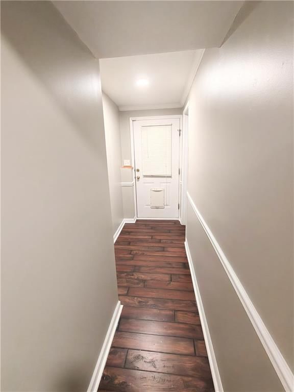 1916 Red Oak Lane — photo 23