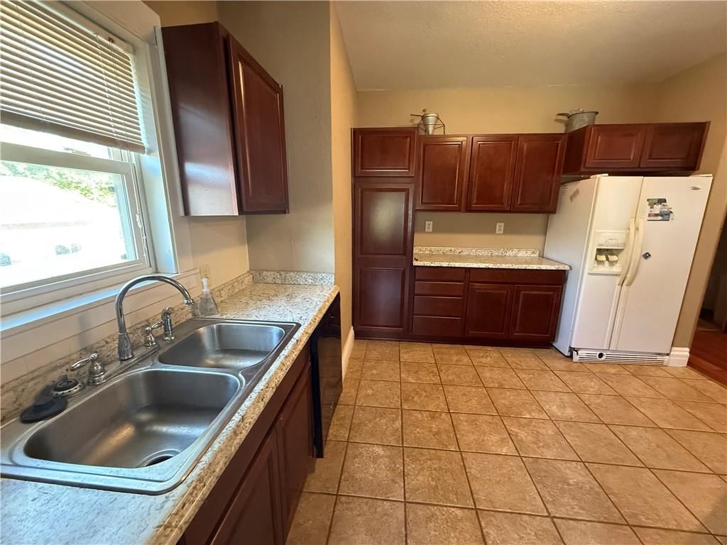 302 N Market Street — photo 8