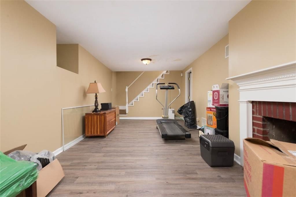 6733 Locust Street — photo 28