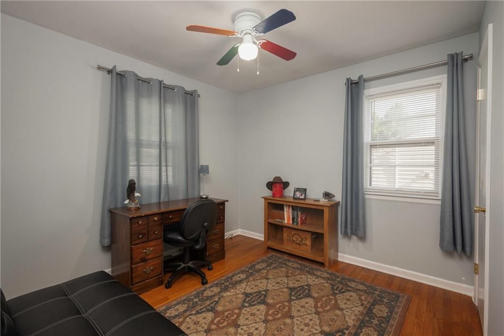 1600 N Hocker Avenue — photo 23