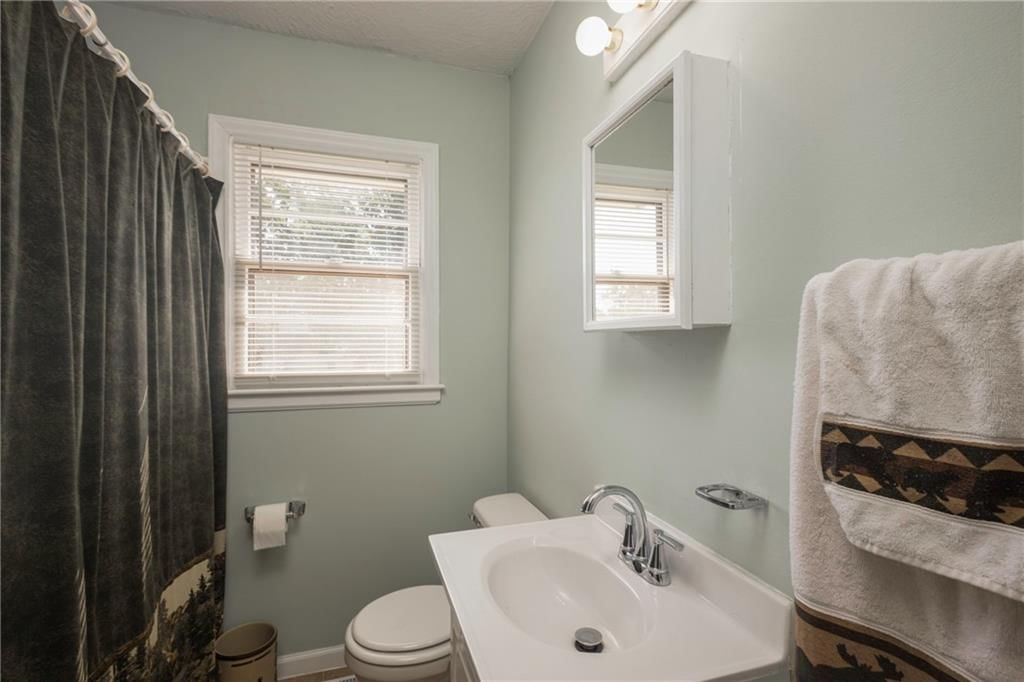 1600 N Hocker Avenue — photo 24