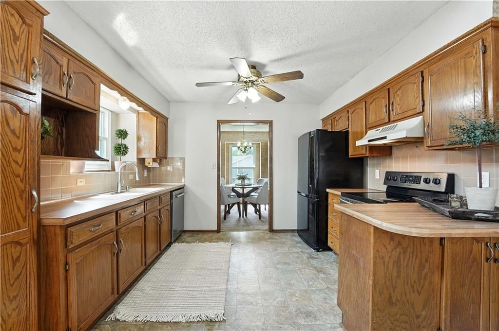 5115 S Shrank Avenue — photo 12