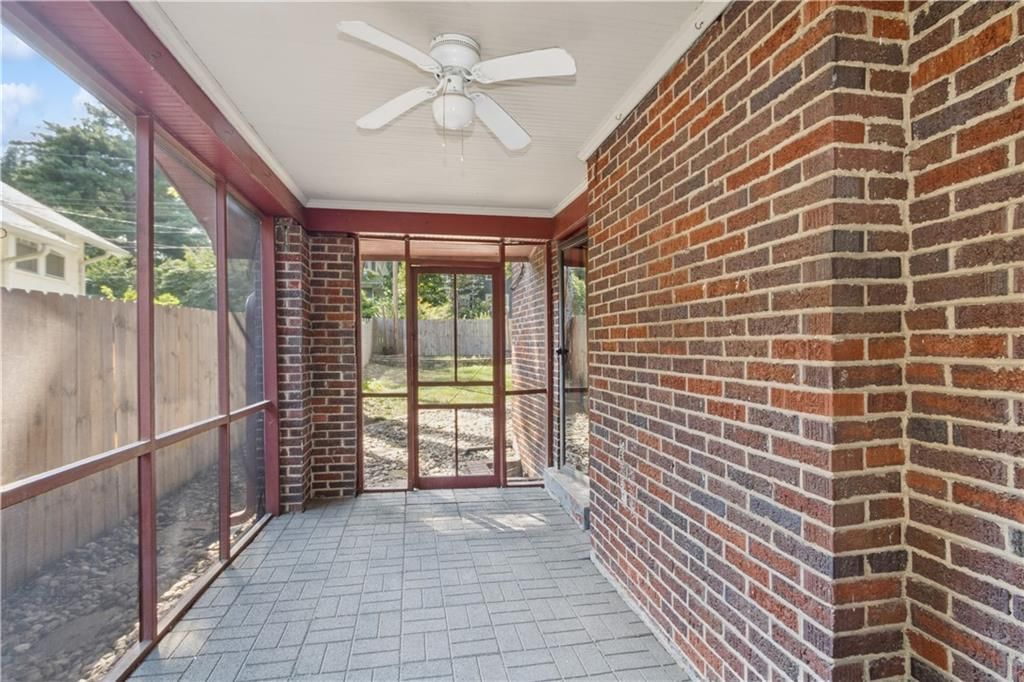 5540 Holmes Street — photo 11