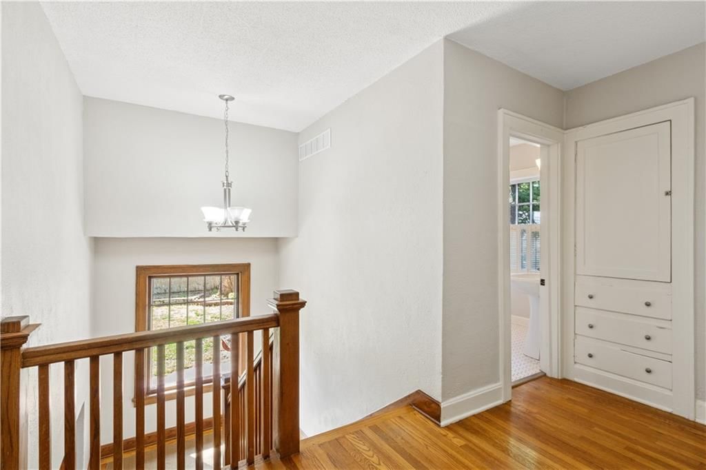 5540 Holmes Street — photo 13