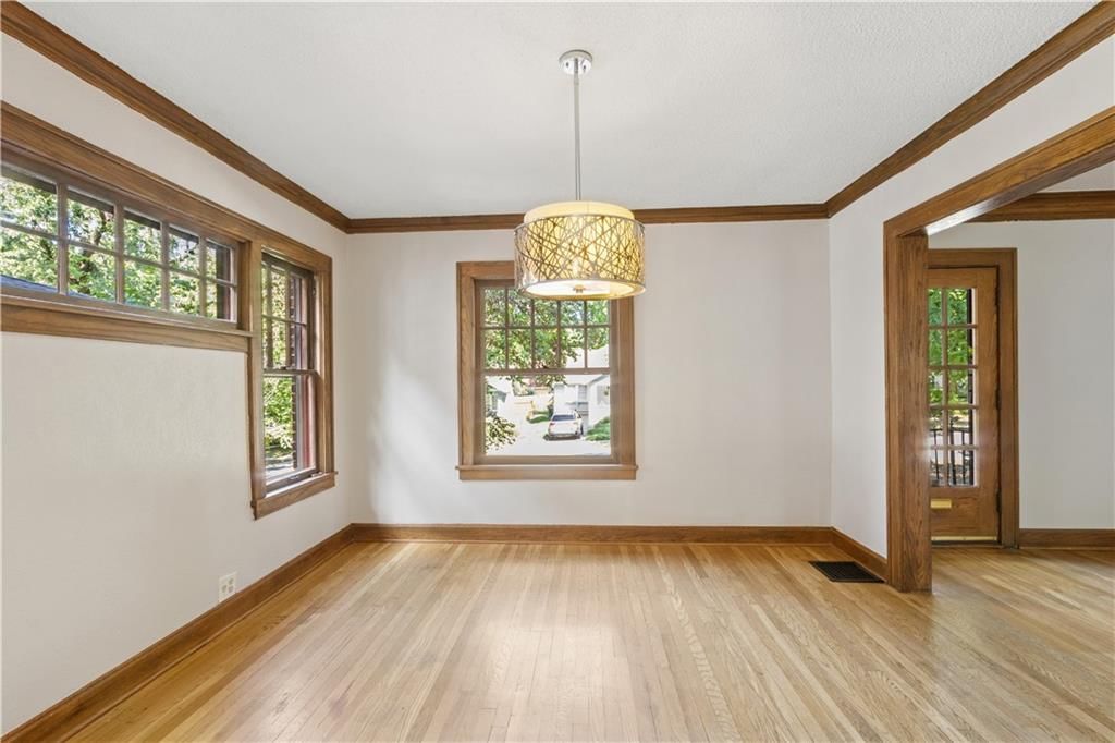 5540 Holmes Street — photo 6