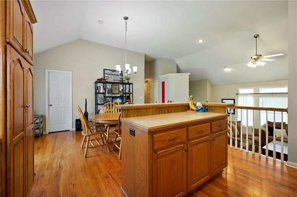 514 JOHNSTON Parkway — photo 6