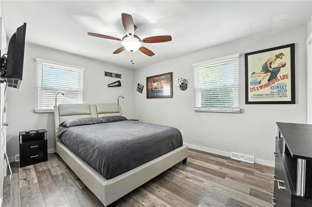 208 SW Gladstone Drive — photo 8