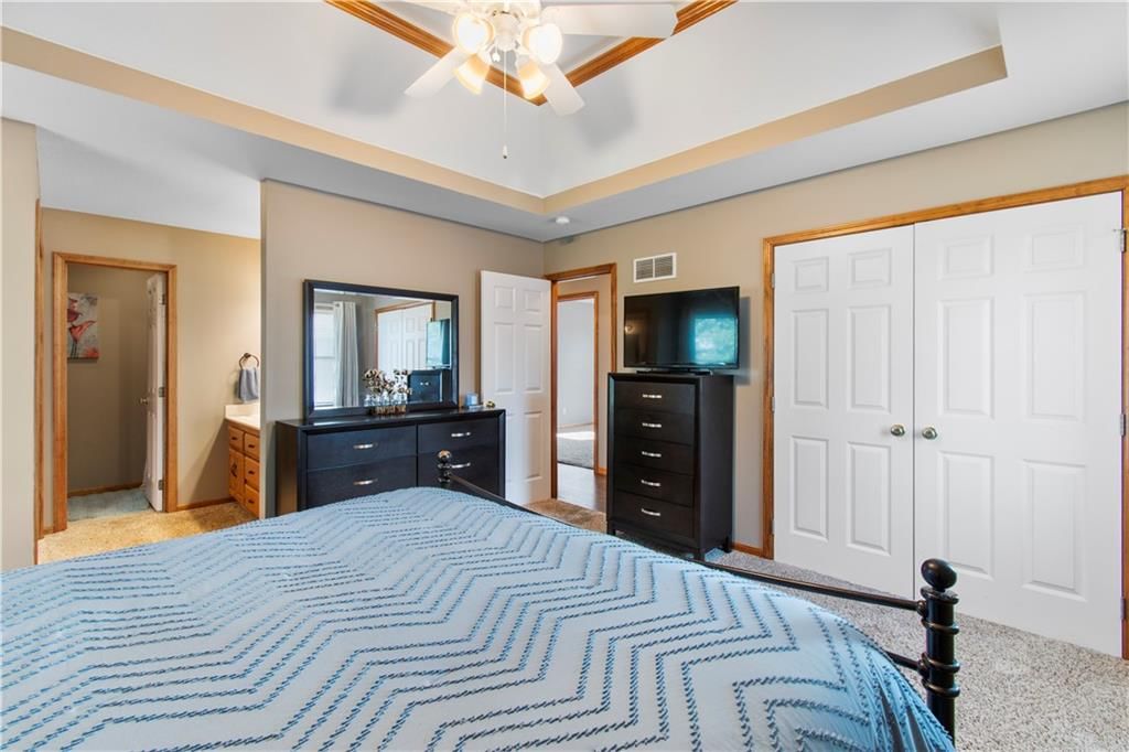 1001 Rosewood Drive — photo 12