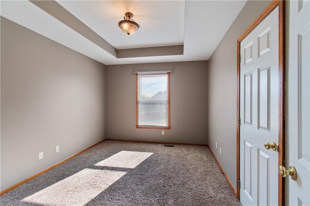 1001 Rosewood Drive — photo 16