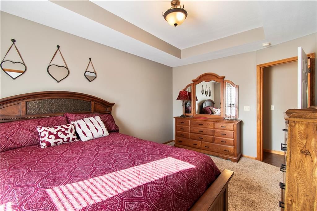 1001 Rosewood Drive — photo 18