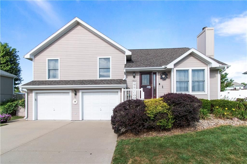 1001 Rosewood Drive — photo 3