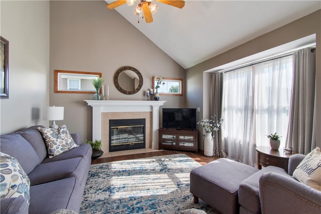 1001 Rosewood Drive — photo 4