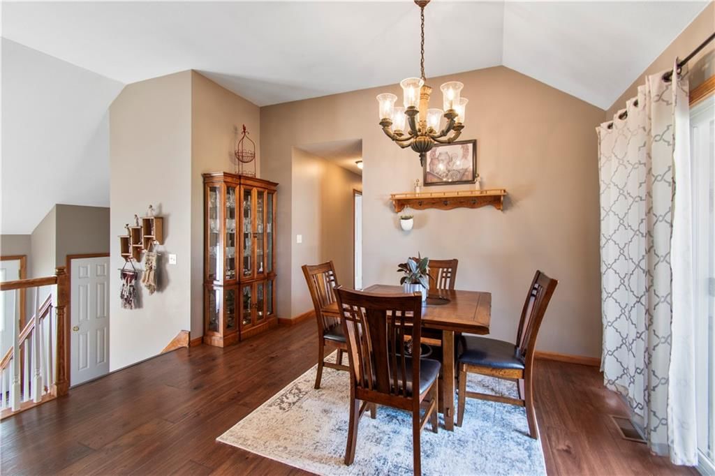1001 Rosewood Drive — photo 10