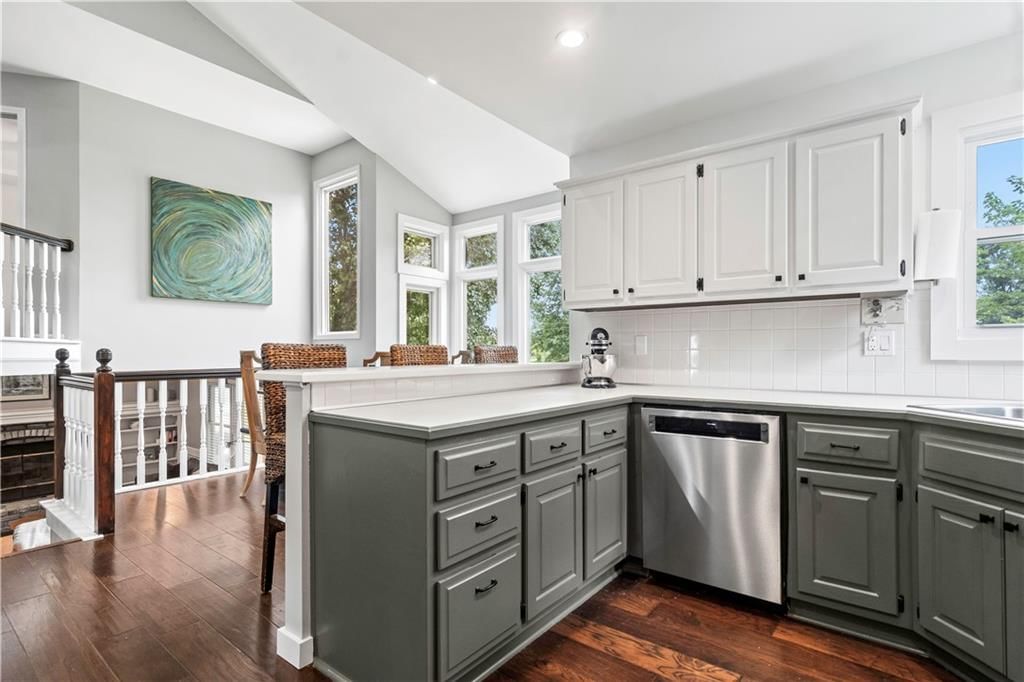 20205 Dearborn Street — photo 19