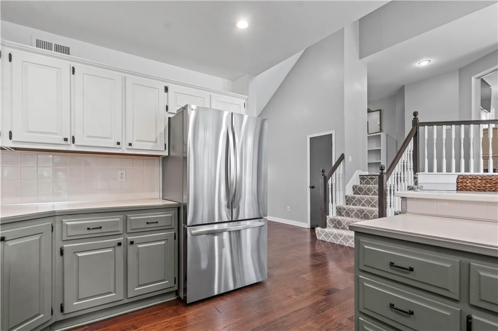 20205 Dearborn Street — photo 21