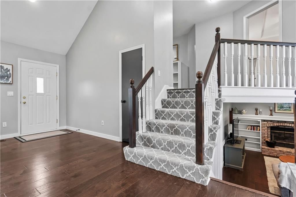 20205 Dearborn Street — photo 28