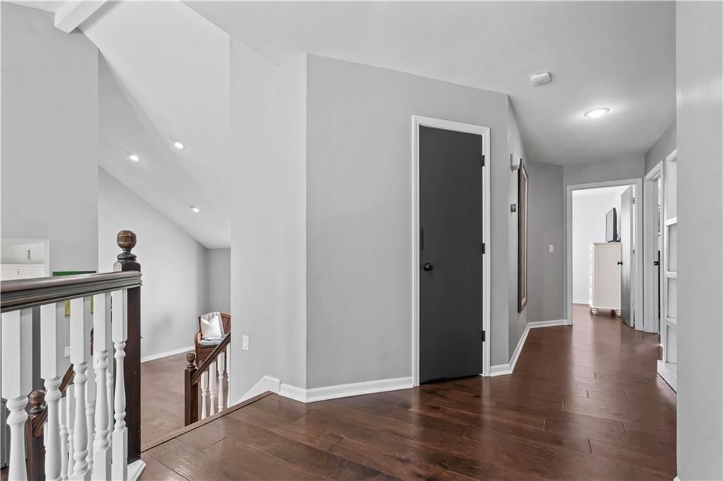 20205 Dearborn Street — photo 30