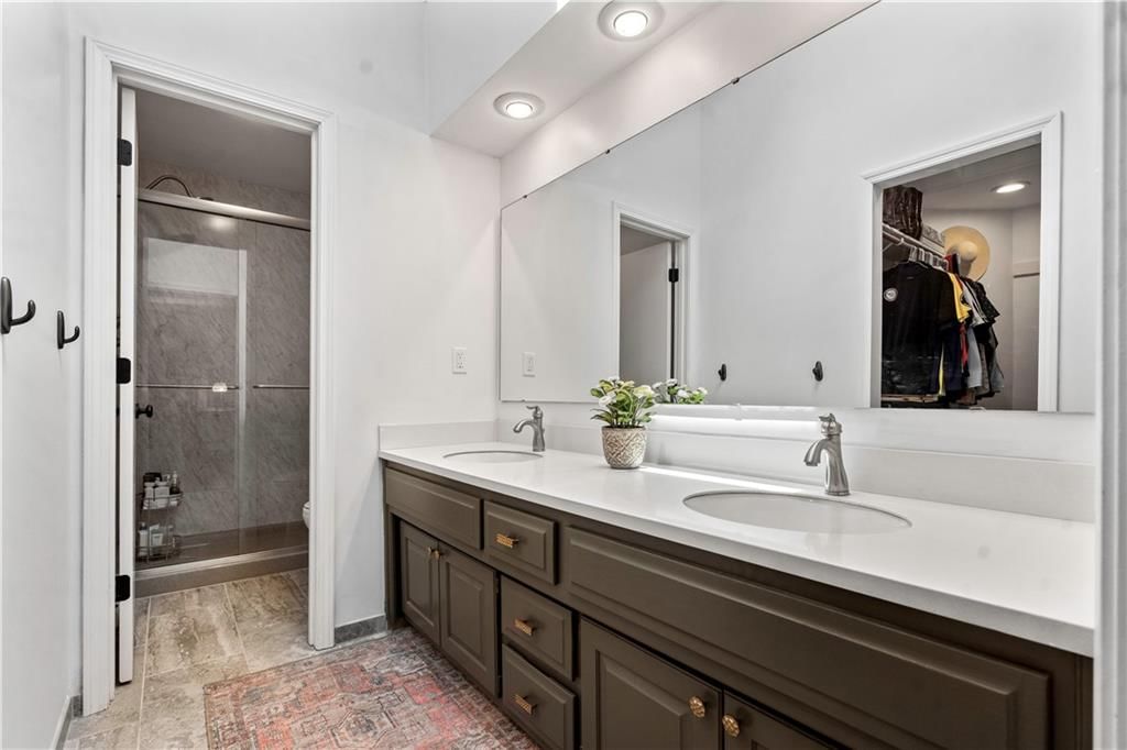 20205 Dearborn Street — photo 34