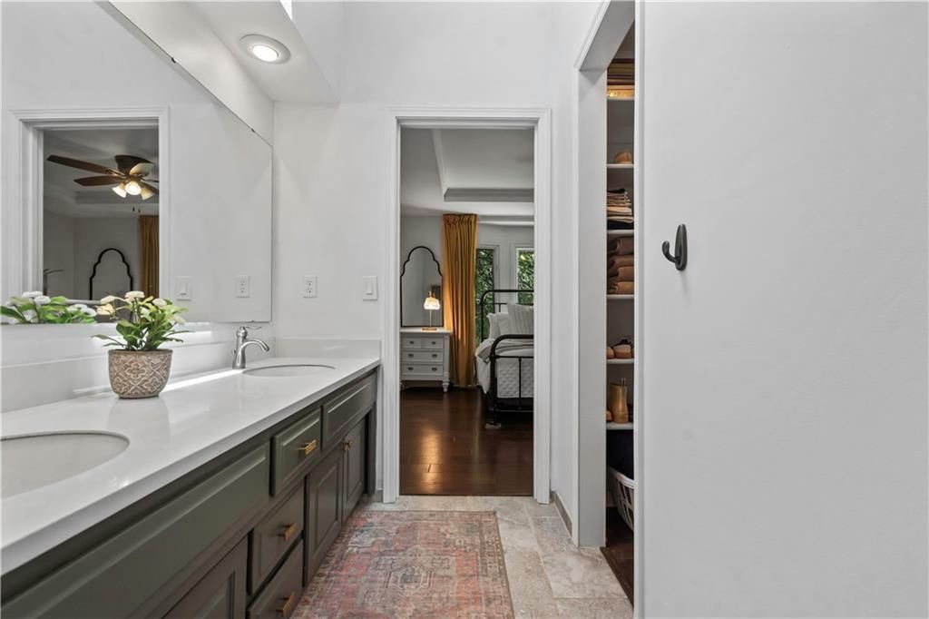 20205 Dearborn Street — photo 35